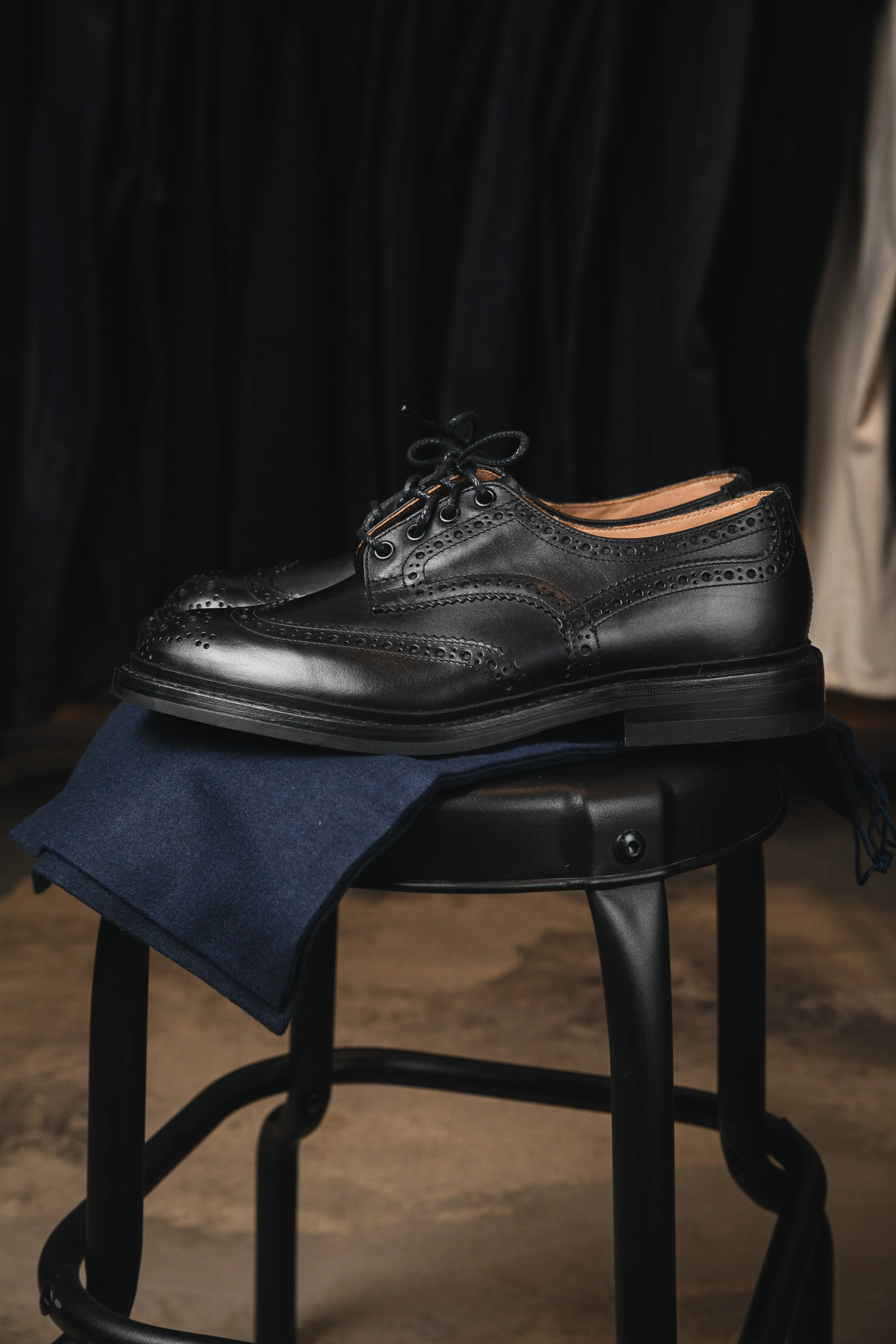 Trickers - Bourton Country Shoe - Black Box Calf - Image 4